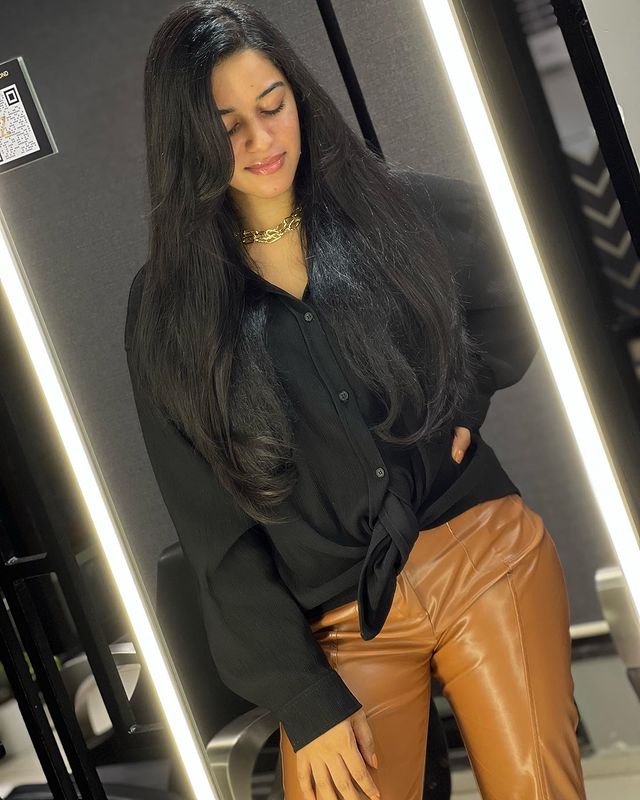 Mirnalini Ravi Wonderful Images.