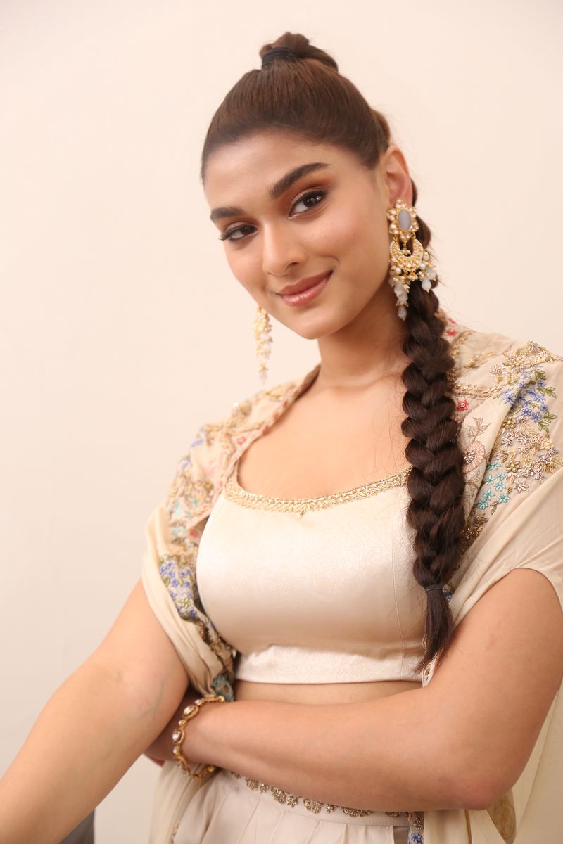 Saiee Manjrekar Gorgeous Images.