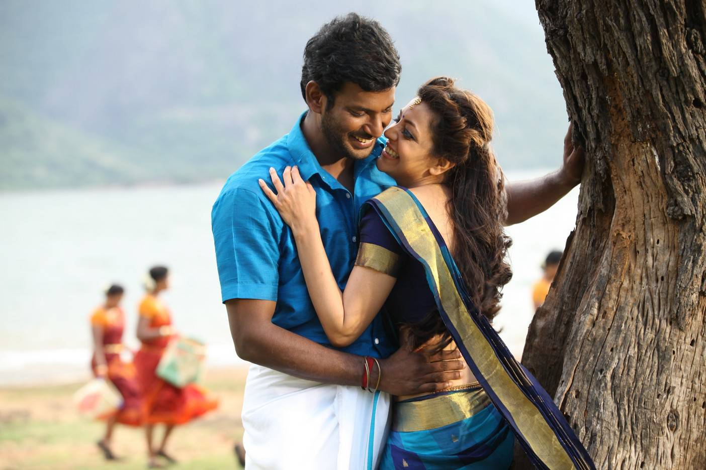 Paayum Puli Tamil Movie Stills | Vishal, Kajal Aggarwal