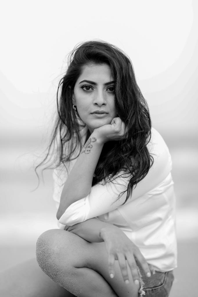 Recent Clicks of Varalaxmi Sarathkumar!