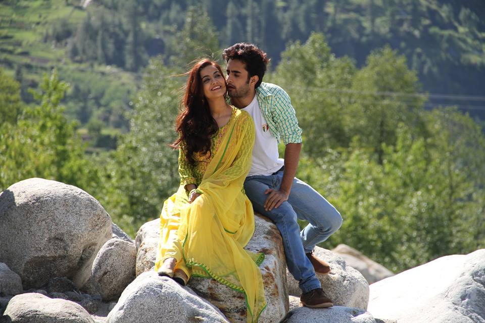 Baankey Ki Crazy Baraat Hindi Movie Stills | Tia Bajpai, Satyajeet Dubey