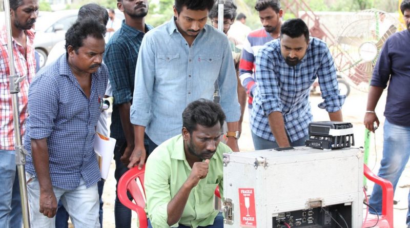 Kannai Nambathey Movie stills!