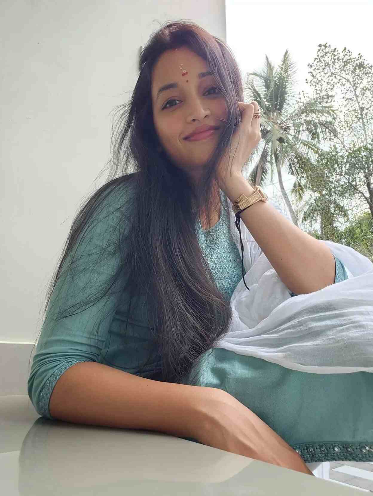 Gorgeous Stills of Srinidhi Shetty!