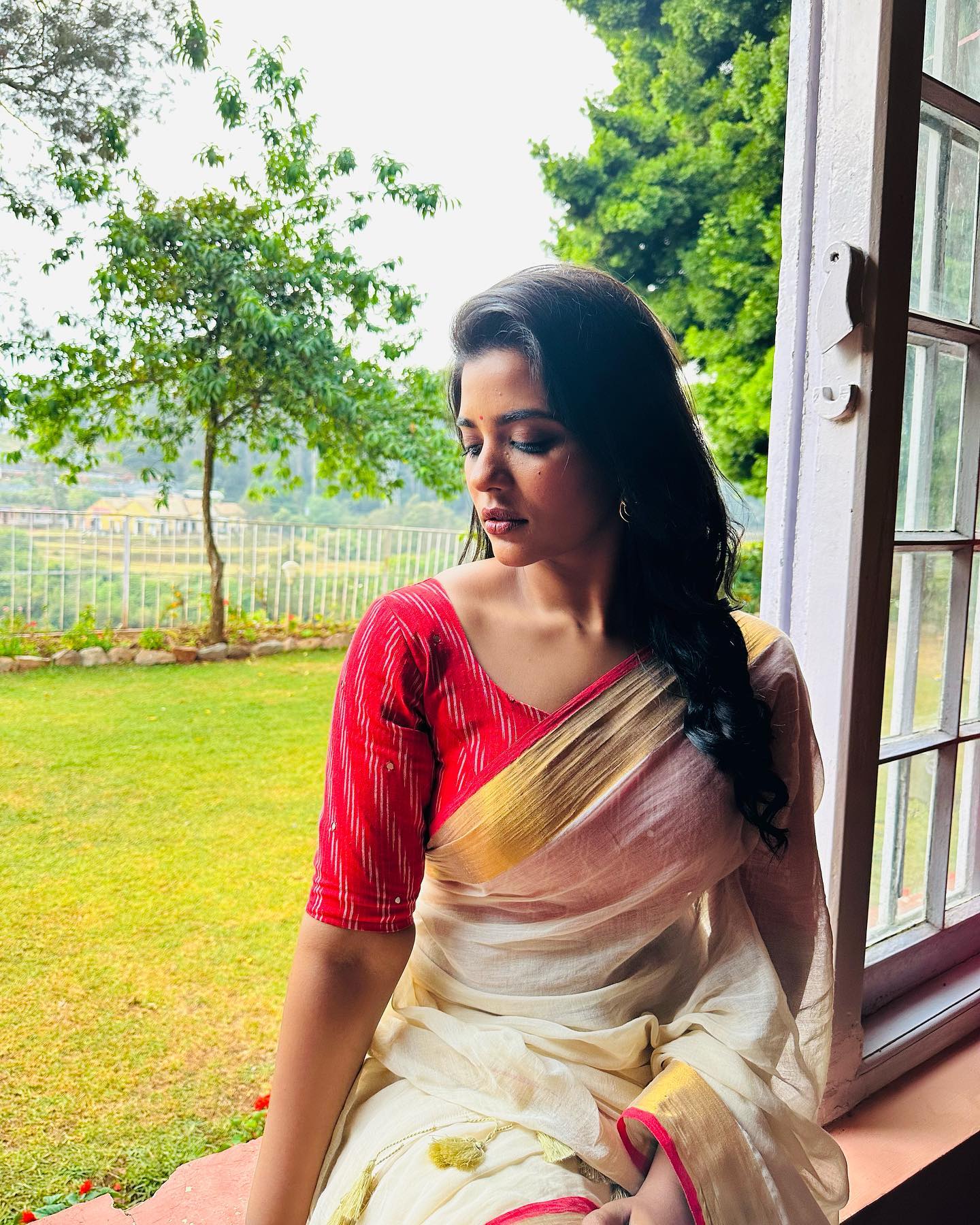 Fresh Photos of Aishwarya Rajesh!