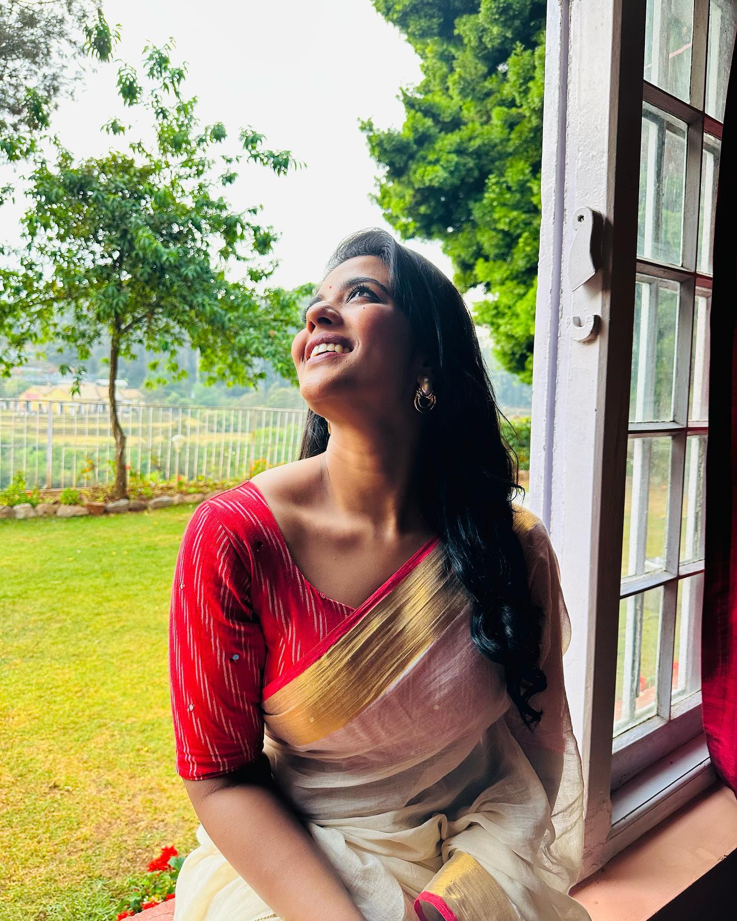 Fresh Photos of Aishwarya Rajesh!