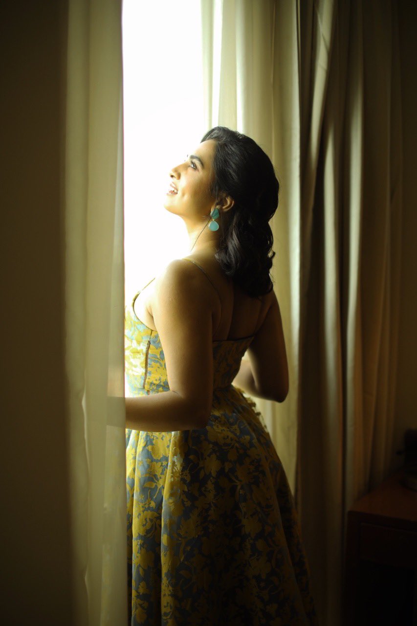 Beautiful Stills of Shrushti Dange!