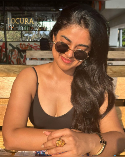 Gorgeous Stills of Siddh iIdnani!