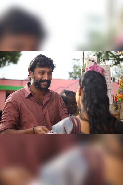 Kazhuvethi Moorkkan Movie Picturs 