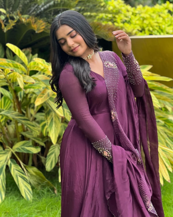 Gouri G Kishan Lovely Pics.!