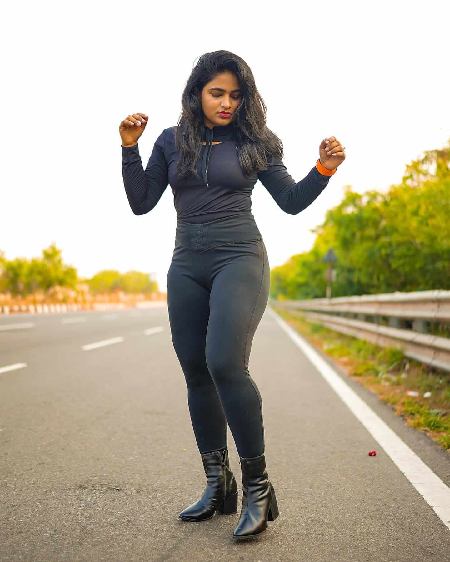 Latest Images of Shruthi Selvam!