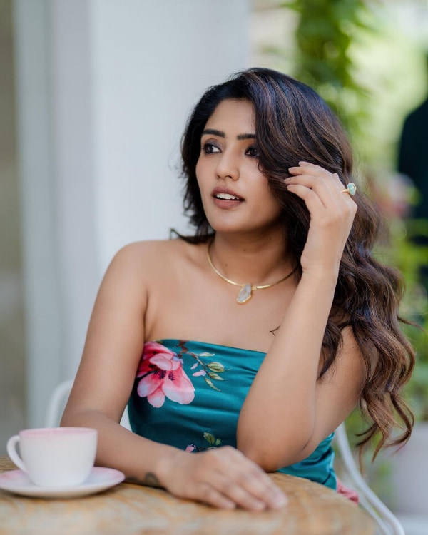 Sizzling Images of Eesha Rebba!