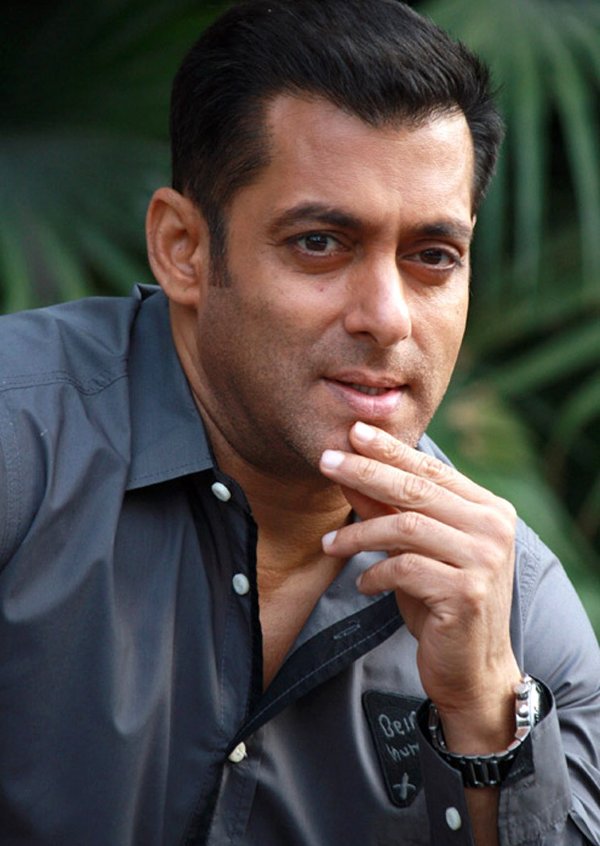 Salman Khan convincing Jacqueline Fernandez
