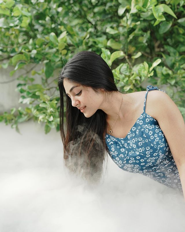 Beautiful Stills of Ivana!