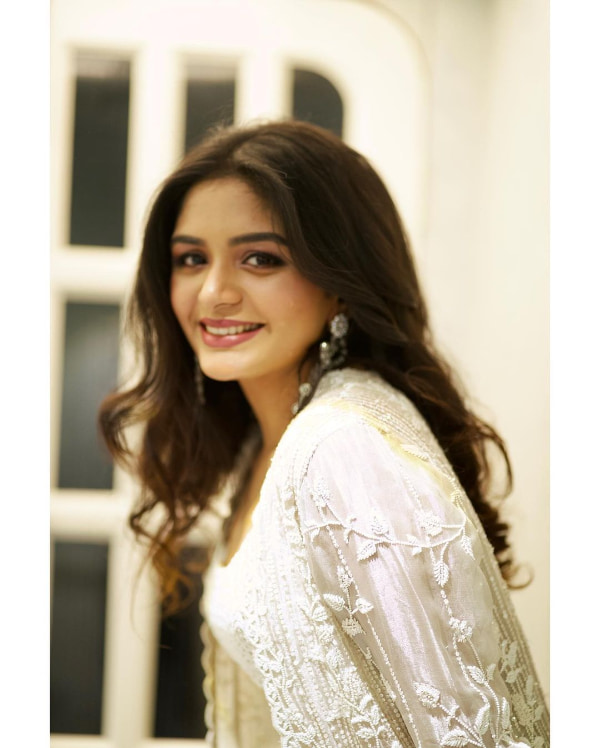 \"Captivating Stills of Aditi Shankar | Enchanting Photoshoot Highlights\"