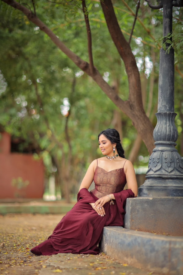 \"Captivating Stills of Shrushti Dange - A Visual Delight for Fans!\"