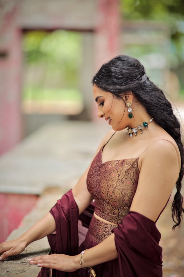 \"Captivating Stills of Shrushti Dange - A Visual Delight for Fans!\"