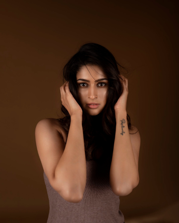 Captivating Photos of Tanya Ravichandran | Stunning Images & Latest Trends