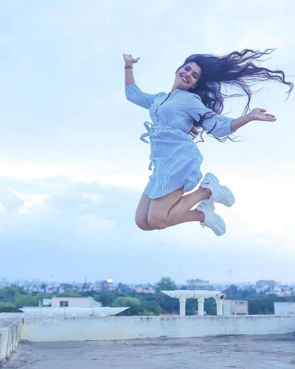 \"Captivating Stills of Sanchita Shetty: A Visual Delight for Fans!\"