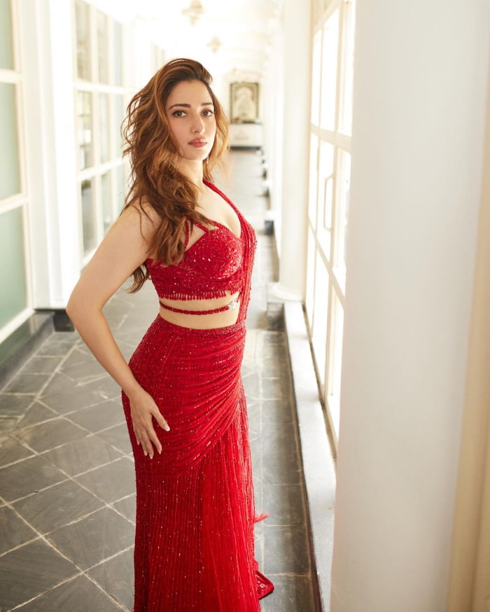 \"Captivating Tamannaah Bhatia: Sizzling Images and Stunning Photoshoots!\"