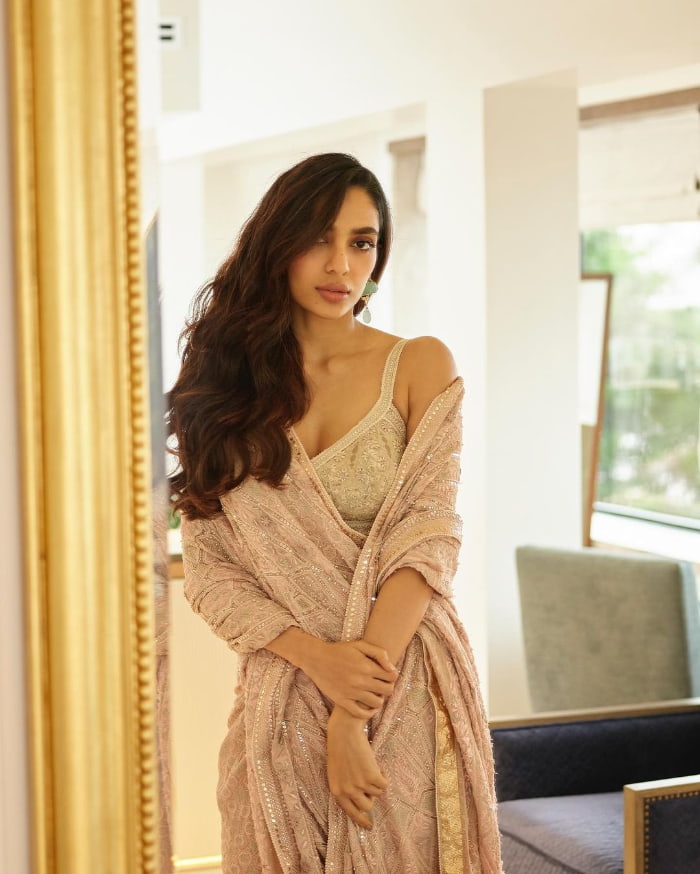 \"Captivating Moments: Sobhita Dhulipala's Recent Clicks | Trending Hashtags #SobhitaDhulipala #RecentClicks #BollywoodBeauty\"