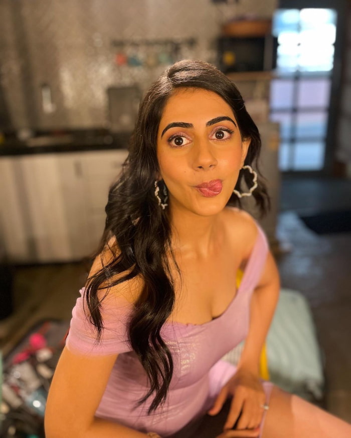 Captivating Portraits of Gehna Sippy: Explore Lovely Images in 2023!