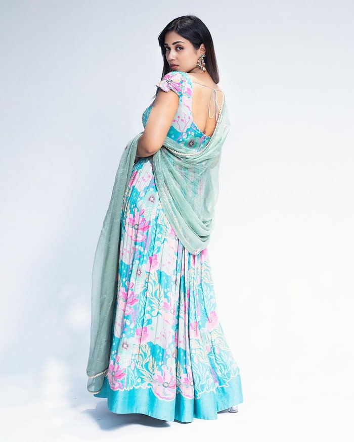 \"Latest Captivating Snaps of Nivetha Pethuraj - Explore the Fresh Photo Collection!\"