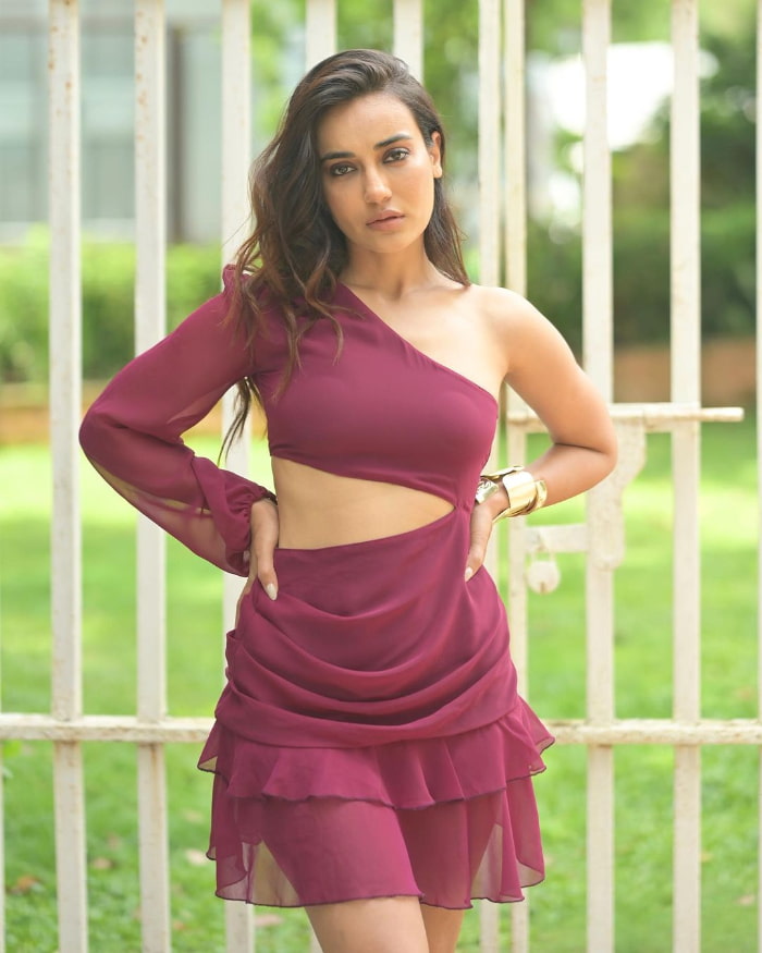 \"Surbhi Jyoti's Latest Captivating Moments