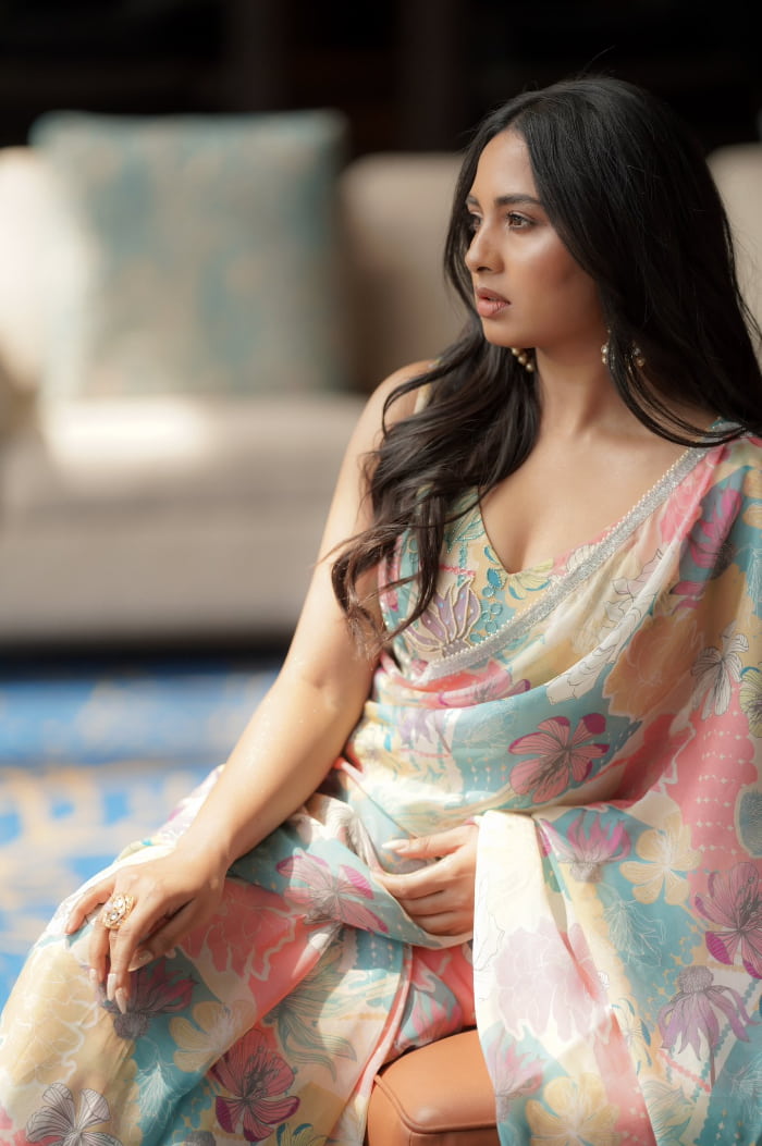 \"Captivating Images of Shrushti Dange: A Stunning Photo Gallery\"