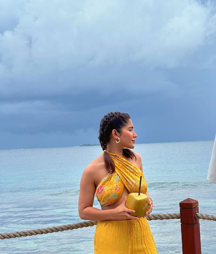 \"Trending Snapshots: Ruhani Sharma's Newest Photos - Explore Now!\"