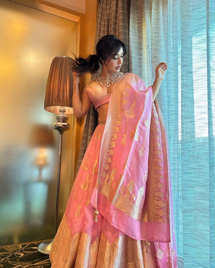  \"Neha Sharma's Latest Captivating Clicks | Trending Celebrity Photos\"