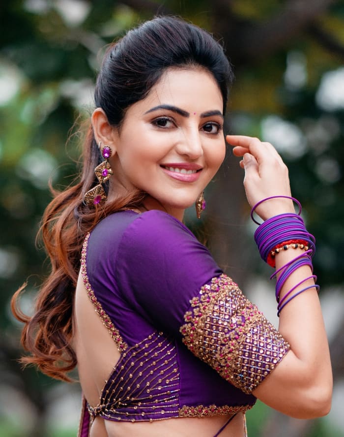 Trending Pics of Athulya Ravi: Sizzling and Stunning Visuals