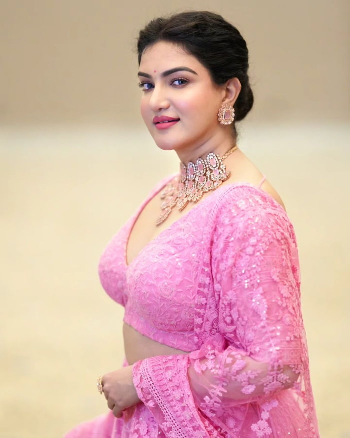 \"Captivating Honey Rose Stills: Embrace Beauty in Every Frame\"