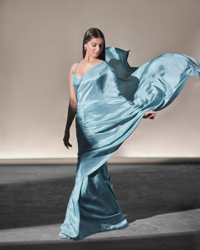 \"Trending Tara Sutaria: Captivating Photoshoot Moments\"