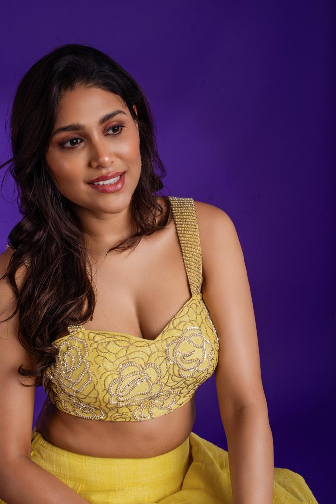 Captivating Manisha Yadav Photos: A Visual Delight for Your Eyes