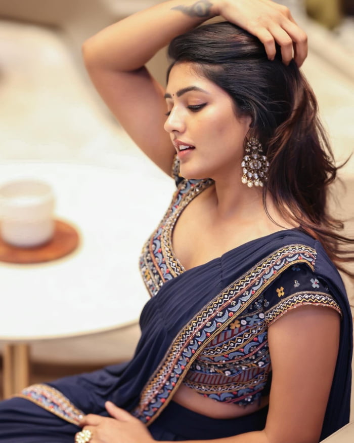 \"Captivating Snapshots: Eesha Rebba's Latest Stunning Photo Collection\"