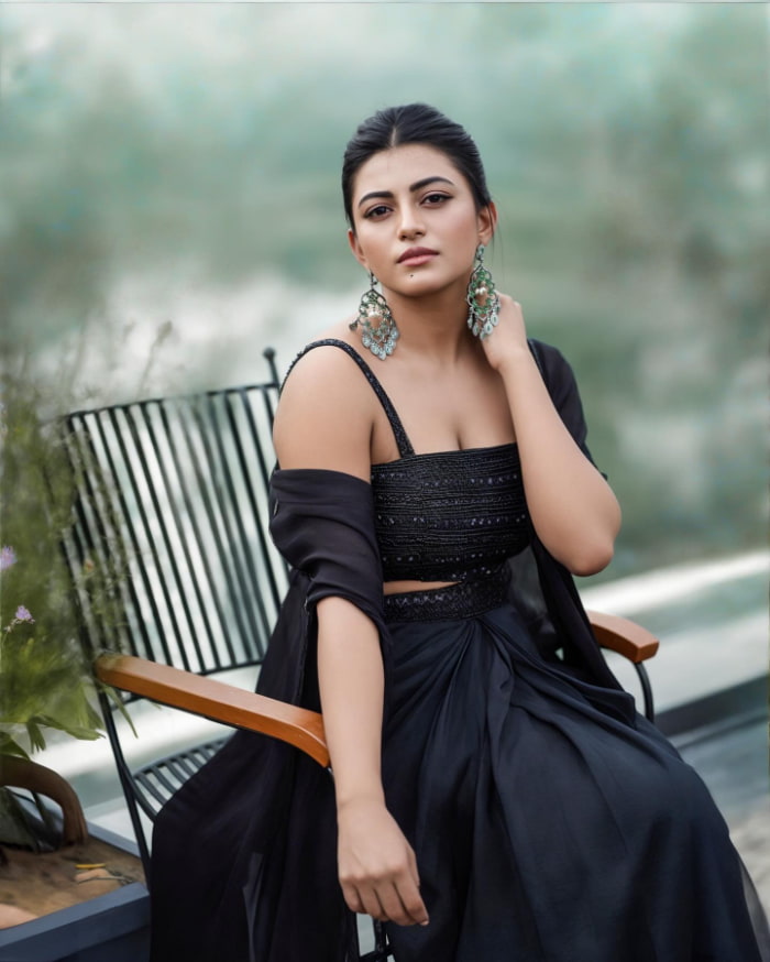 Captivating Anandhi: Trending Visuals that Sizzle