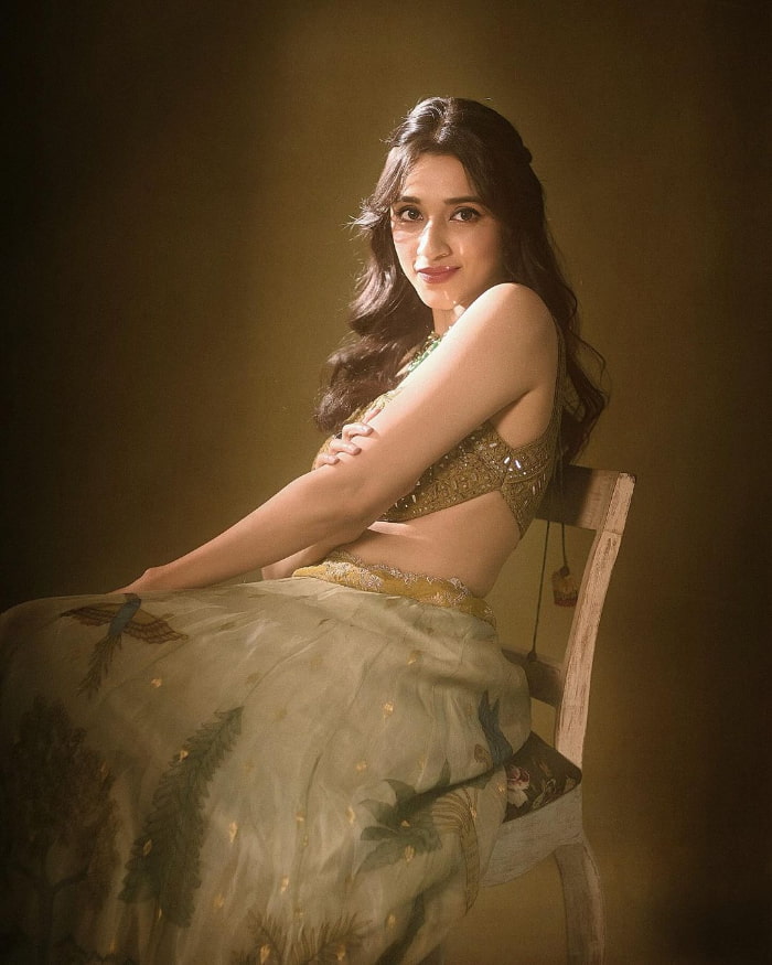 \"Captivating Nuveksha: Explore Stunning New Images Captured Recently\"