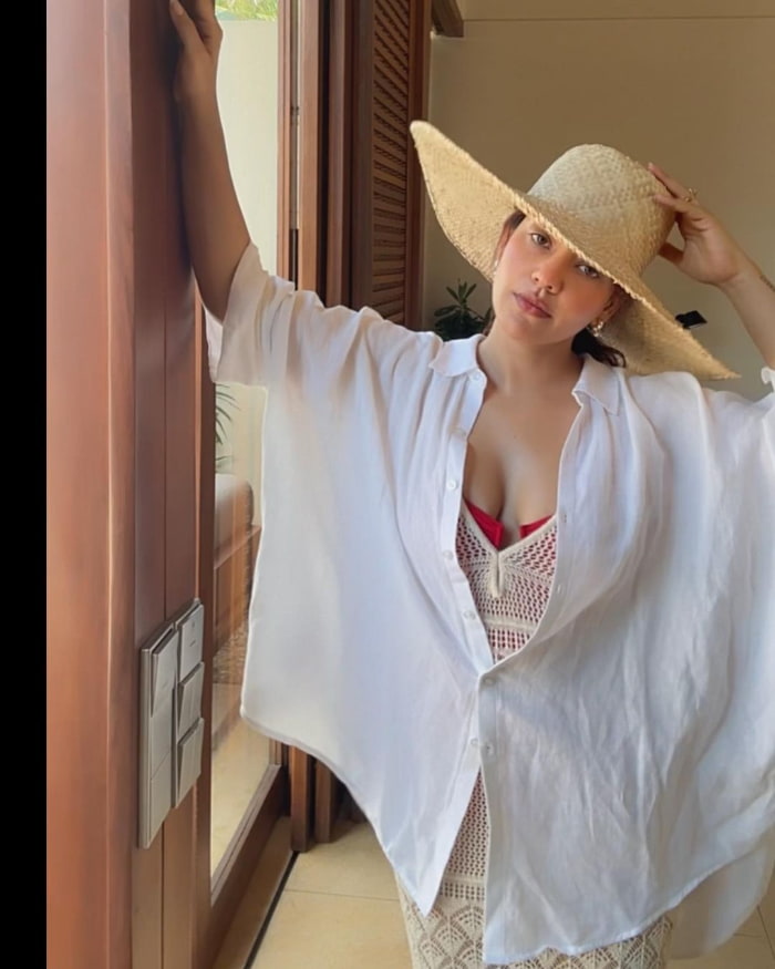 Neha Sharma: Latest Stunning Photos Revealed!