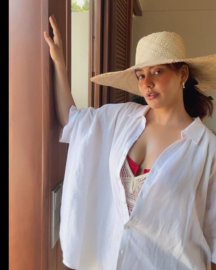 \"Neha Sharma: Latest Stunning Photos Revealed!\"