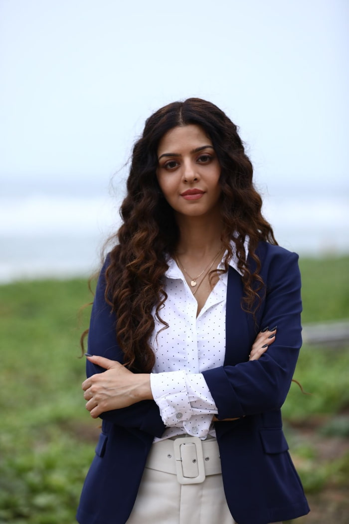 First Look Teaser of Vedhika Gajaana Released