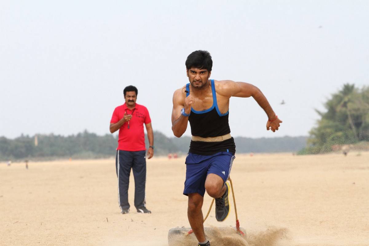 Eetti Tamil Movie Stills Starring Atharvaa and Aadukalam Naren