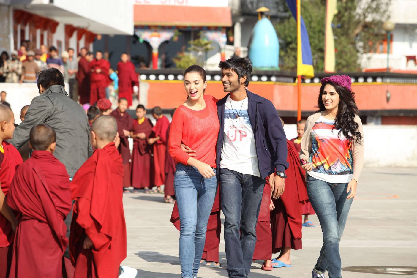 ThangaMagan Tamil Movie Stills | Dhanush, Amy