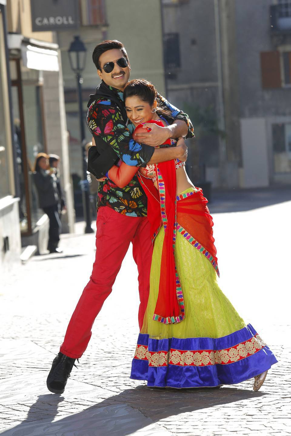Soukhyam Telugu Movie Stills | Gopichand, Regina Cassandra