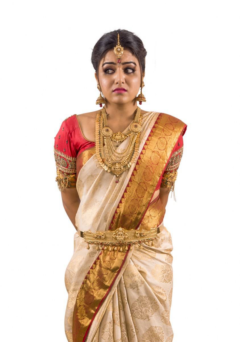 Bhale Manchi Roju Telugu Movie Stills | Waqima Gabbi