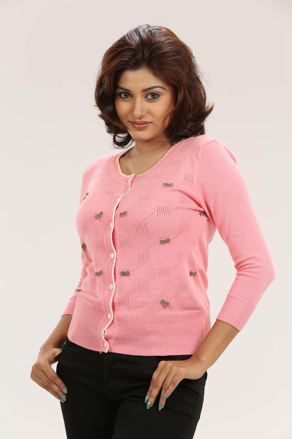 Oviya Stills from Seeni Tamil Movie