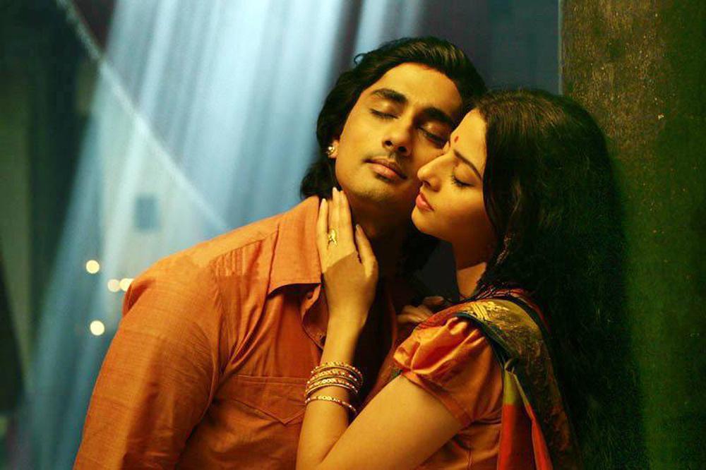 Kaaviya Thalaivan Latest Stills - Siddharth, Vedhika