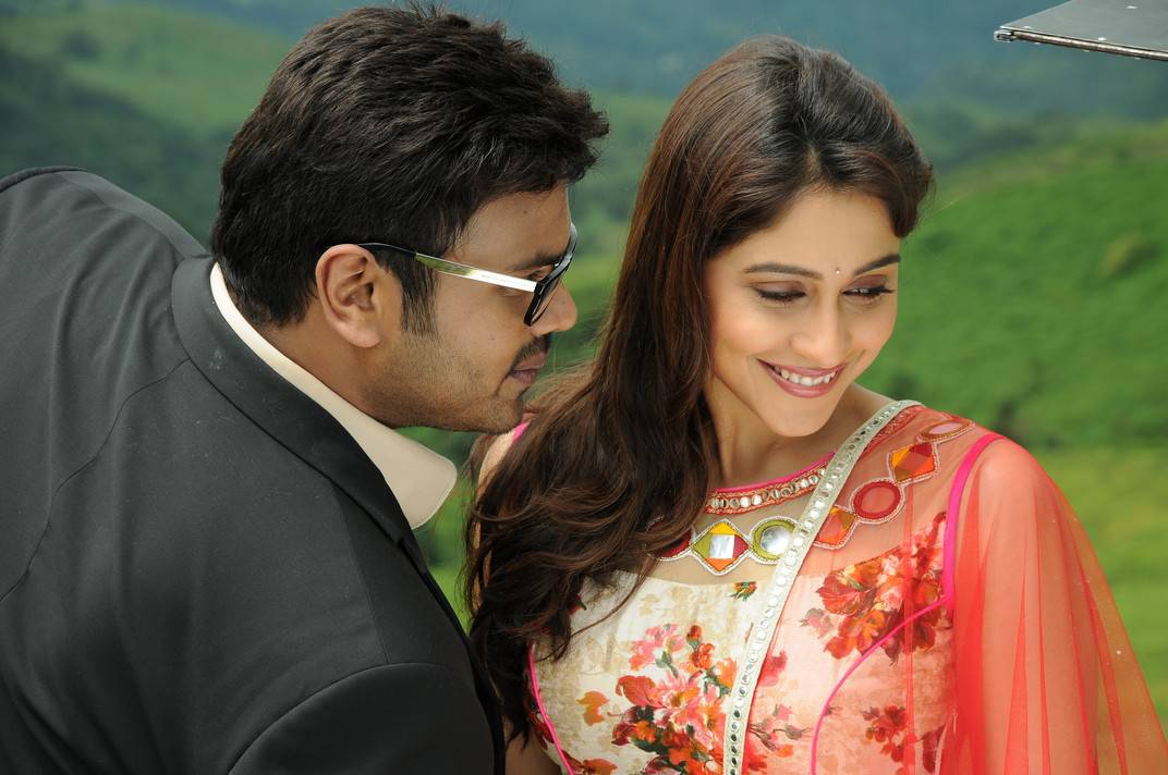 Shourya Telugu Movie Stills | Manchu Manoj, Regina Cassandra