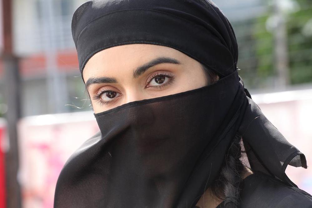 Adah Sharma Stills from Garam Telugu Movie 