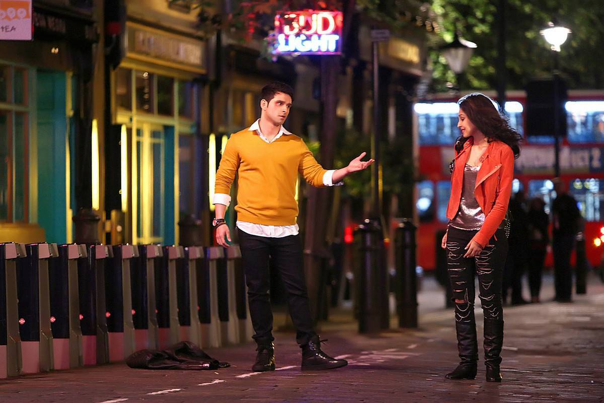Girish Kumar and Navneet Dhillon Stills from Loveshhuda