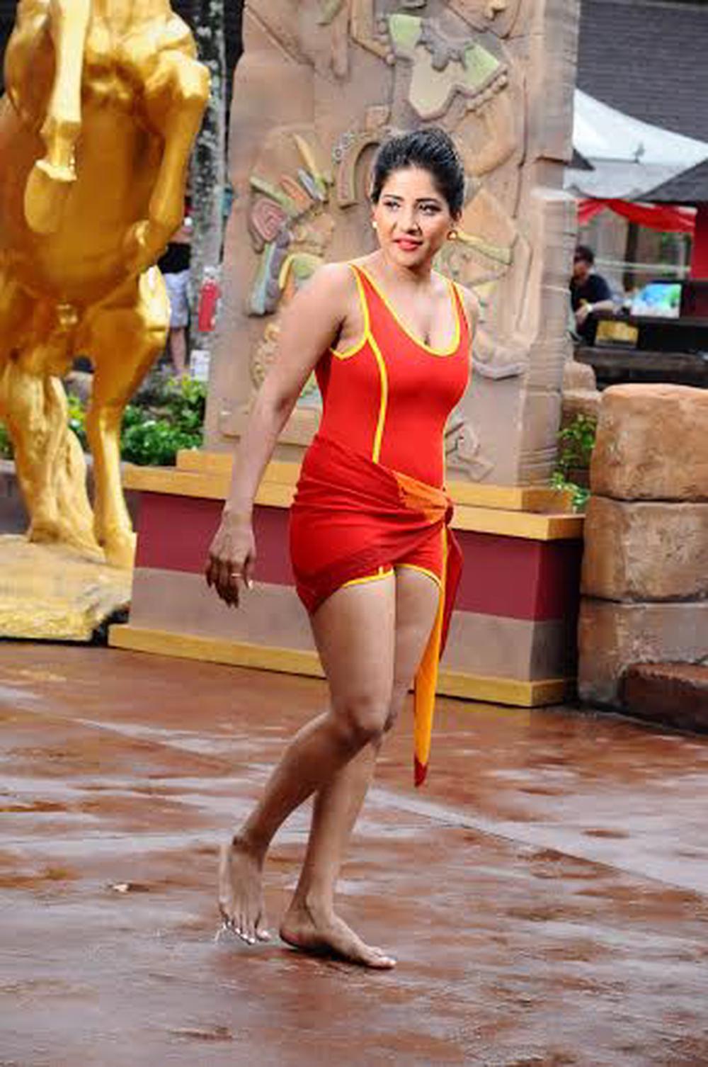 Sakshi Agarwal Stills from Ka Ka Ka Po Movie 
